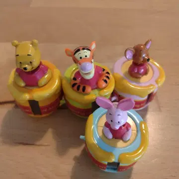 곰돌이 푸 피규어 세트 4개