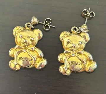 MA*RS 곰 모양 골드 귀걸이