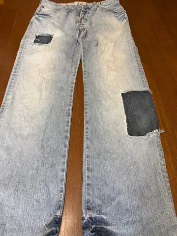 ( jeans ) GUESS W33/L32 데미지 가공 라이트 블루 데님