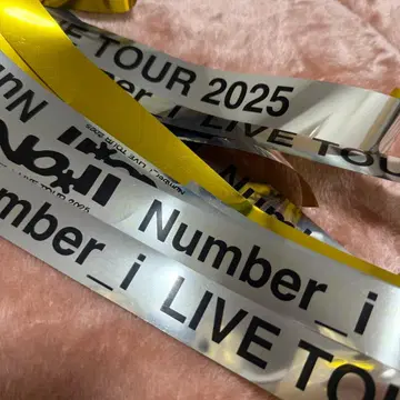 Number i 2025 NO.II 은색 테이프 1개