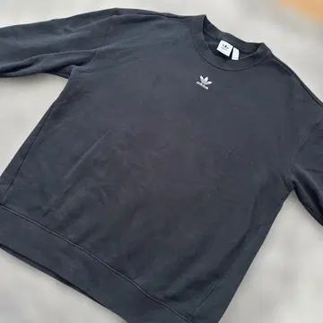 adidas 블랙 트레이닝복 L