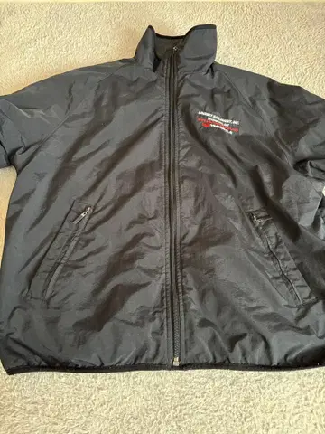 CHESTNUT HILL 나일론 자켓