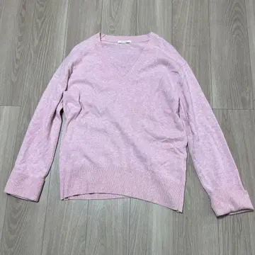 MACPHEE 핑크 V넥 스웨터