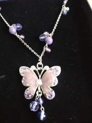 ANNA SUI 나비 모티브 목걸이