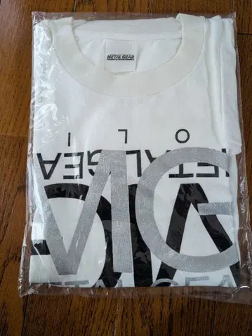메탈기어 솔리드 T셔츠 (프리미엄 패키지 내용물) 90년대