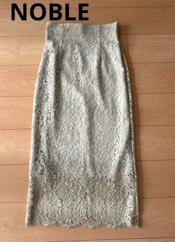 NOBLE 베이지 레이스 타이트 스커트