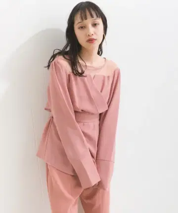 [셋업] 랩 긴팔 튜닉 블라우스 + 센터 핀턱 팬츠