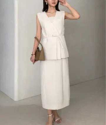 [ 새상품 ] anuans 더블 프론트 베스트 세트 원피스