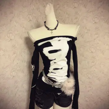 헤이세이 갸루 00s Y2K 비대칭 블랙 긴팔 티셔츠 펑크