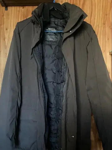 유니클로 프리미엄 다운 자켓 L 사이즈 브라운