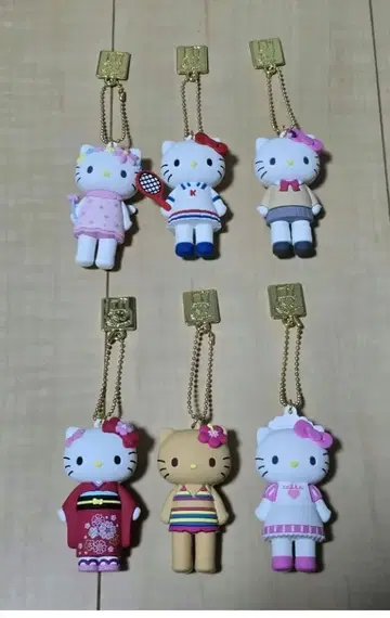 헬로키티전 시크릿 마스코트 참 묶음 판매