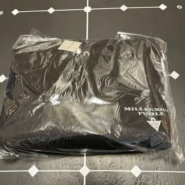 GU 유희왕 25주년 기념 천년 퍼즐 후드티 XL 미사용품