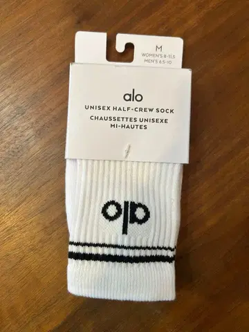 미사용 새상품 alo UNISEX HALF-CREW SOCK M 화이트