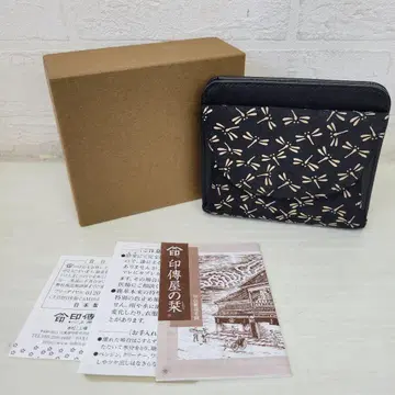 잠자리 패턴 이단 접이식 지갑 합성 피혁 인덴야의 책갈피