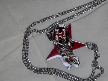 야자와 에이요시 목걸이