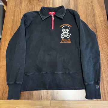 CREAM SODA PINK DRAGON 하프 지퍼 맨투맨 페이드