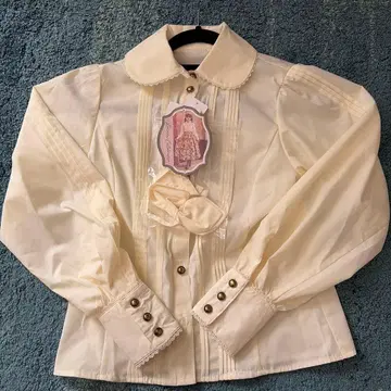 아이보리 프릴 옷깃 셔츠 S 시마무라 쿠루미 콜라보