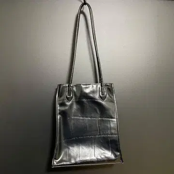 블랙 가죽 토트백