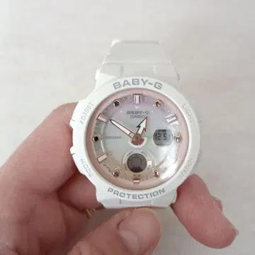 BABY-G G-SHOCK 화이트 손목시계