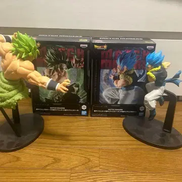 드래곤볼 브로리 & 블루 오지터 피규어