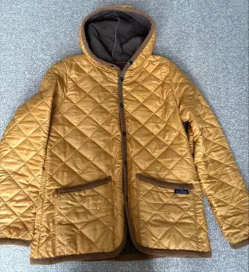 더 스목샵 퀼팅 자켓 후드 부착
