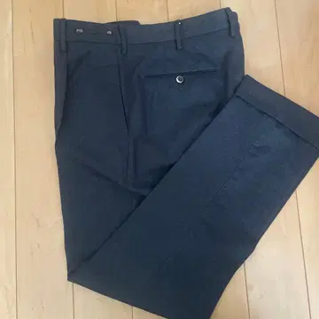 컨디션 최상 PT01 다크 그레이 슬랙스 48