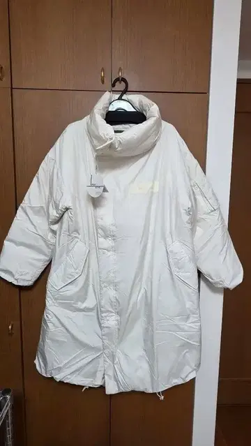 LASUD 아이보리 다운 자켓