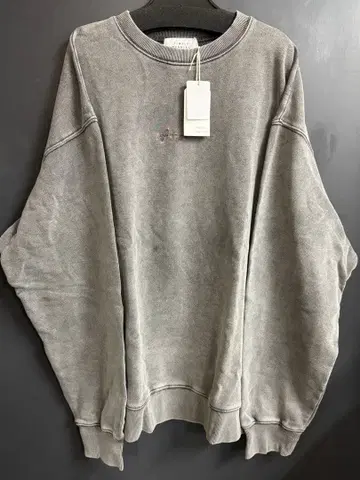 타임리 워닝 다크 그린 크루넥 맨투맨