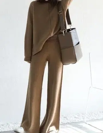 새상품 니트 셋업 브라운