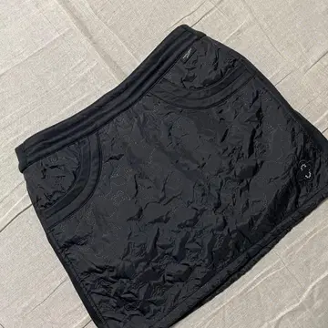 마리끌레르 스포츠 충전솜 스커트 블랙 L 골프 블랙 허리밴딩