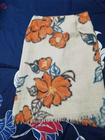 팔라스 팰리스 울 스커트 사이즈 2