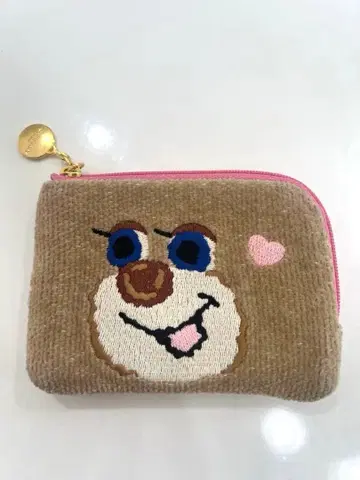 러브러리 바이 페이러에서 인기 만점! 클로즈업 테디걸 L자 파우치