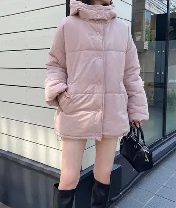 페이크 다운 핑크