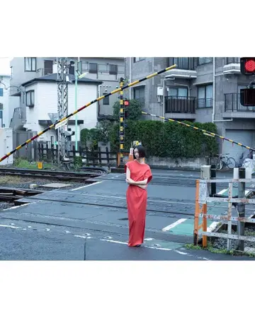 마메쿠로구치 Cotton Jersey 비대칭 드레스 2