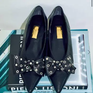 GRISE EDGE 스터드 리본 플랫 23.5cm