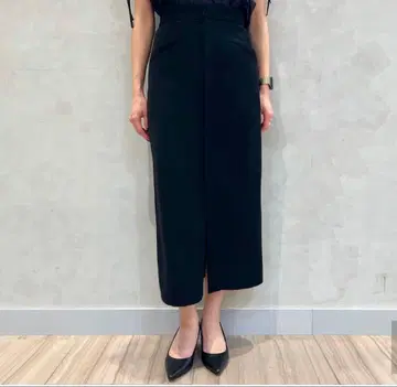 BLENHEIM 미사용 타이트 스커트