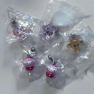 [5개 세트] 산리오 딸기 나루미야 메지루시 키링