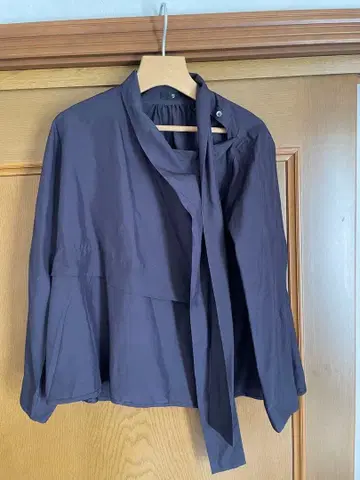 실크 보타이 블라우스 UNIQLO+J