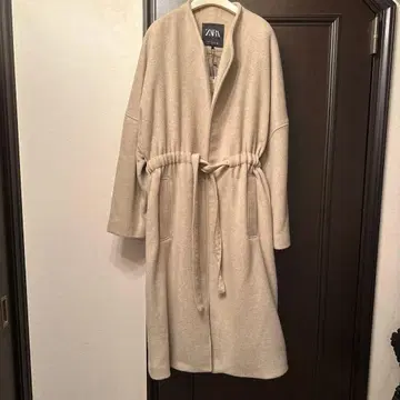 가격 인하!! ZARA 베이지 롱 코트