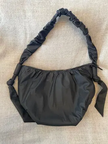 CAMPER 블랙 숄더백