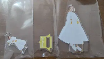 나츠카와 시이나 아크릴 키 스탠드 아크릴 키링