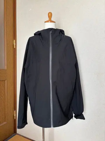 유니클로 프로 테크 후드티 L 사이즈