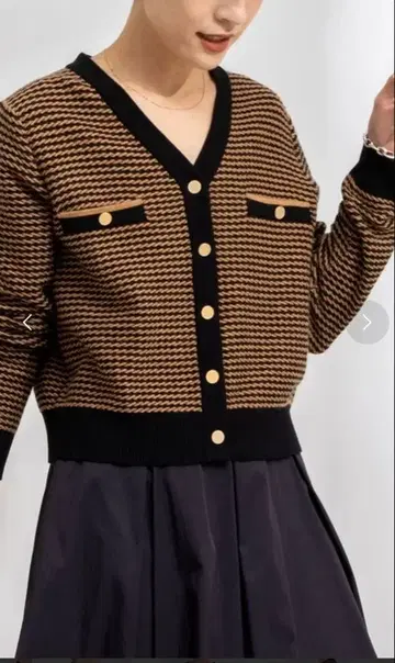 노리즈 캐시미어 혼방 스레드 보더 V넥 가디건