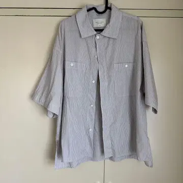 PUBLIC TOKYO 스트라이프 반팔 셔츠