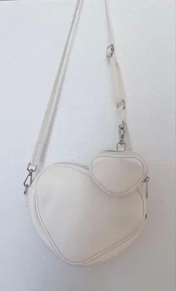 merry jenny 하트 숄더백 화이트