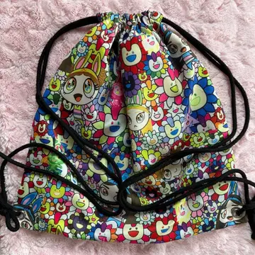 NewJeans 냅색 무라카미 다카시