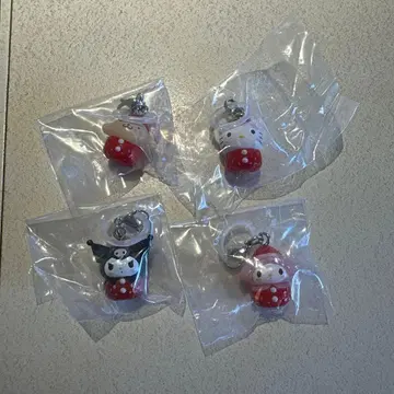 딸기 마크 액세서리 키티 폼폼푸딩 쿠로미 마이멜로디