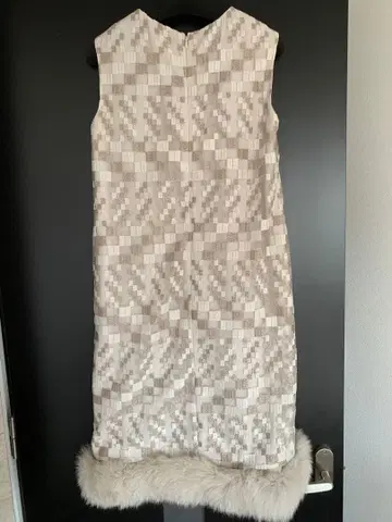 새상품급 그레이스 콘티넨탈 29435176-0 원피스 슬리브리스