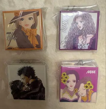 NANA CD풍 아크릴 참 가챠가챠 4종 세트