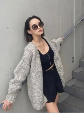 에시오 두꺼운 원단 니트 가디건 긴팔 그레이